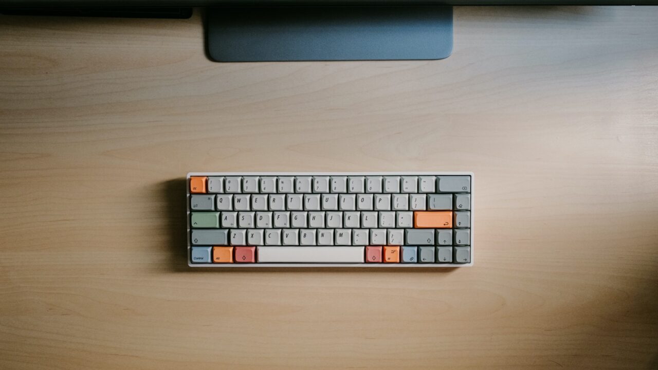 Low profile keyboard on a desk for office work